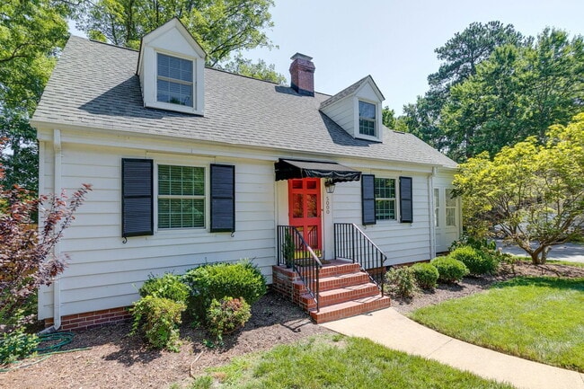 Foto del edificio - 5000 Bromley Ln