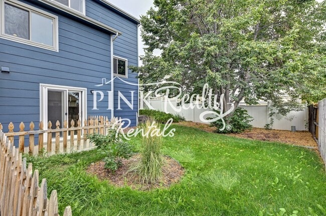 Building Photo - Beautiful 5 Bedroom Home in Security!