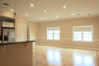 Building Photo - 473 Revere Beach Pky