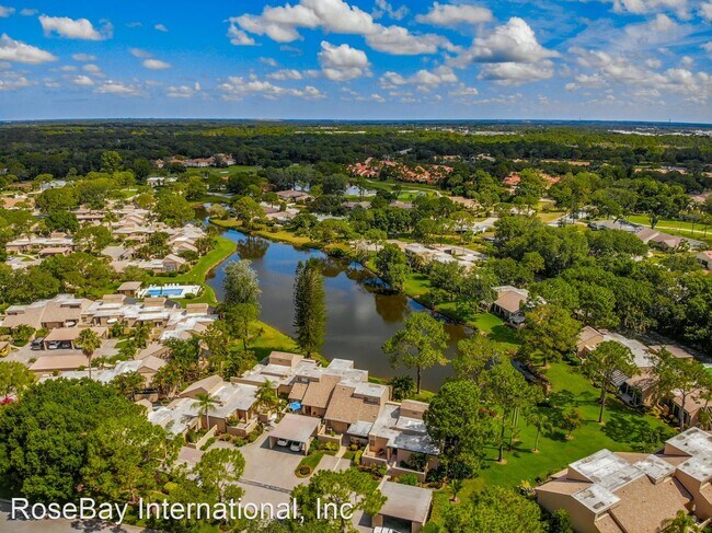 Foto del edificio - 3 br, 2 bath House - 5331 Myrtle Wood #54