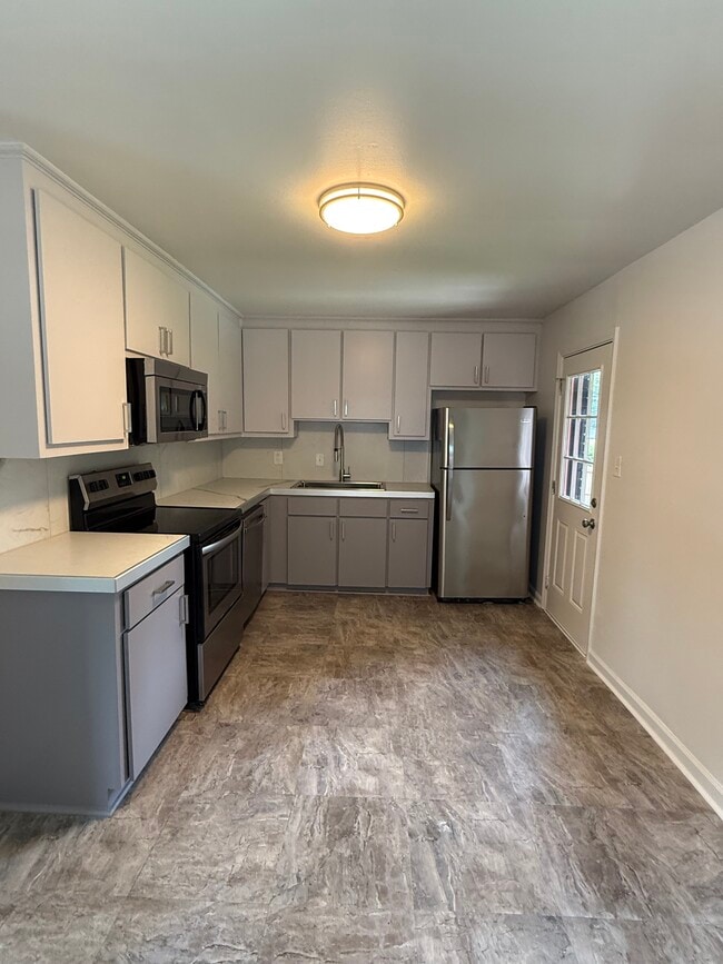 Kitchen with entry to backyard - 2311 Crestview Drive