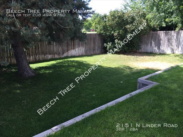 Building Photo - 2151 N Linder Rd