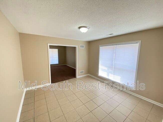 Foto del edificio - 2897 Kenneth St