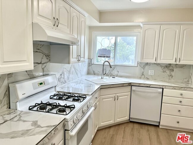 Foto del edificio - 1033 Euclid St