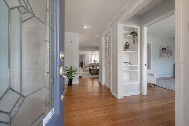 Building Photo - 4620 W Beach Park Dr