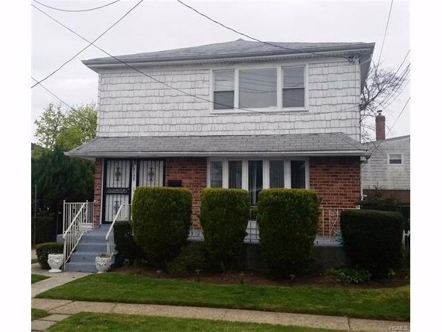 Primary Photo - 251-08 139th Ave