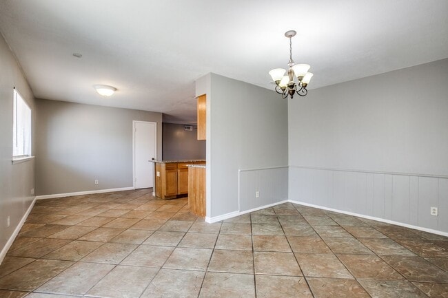 Building Photo - Single Story House in Garland w/ Great Yar...