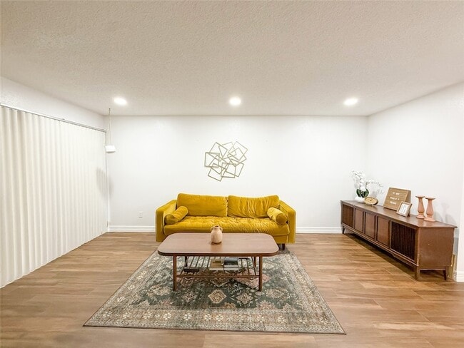 Building Photo - 2120 El Paseo St