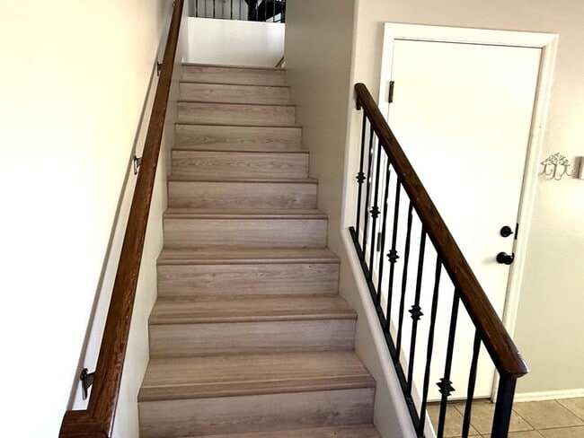 Foto del edificio - 4078 E Windsor Dr