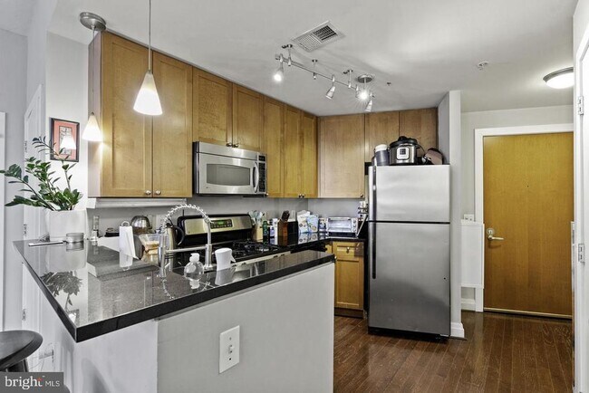 Foto del edificio - 2120 Vermont Ave NW