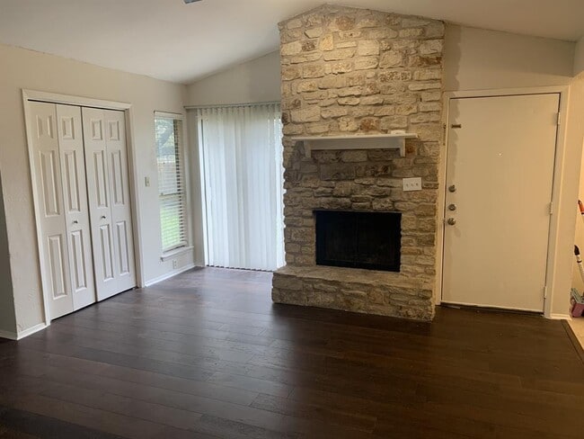 Building Photo - 7503 St Amant Pl