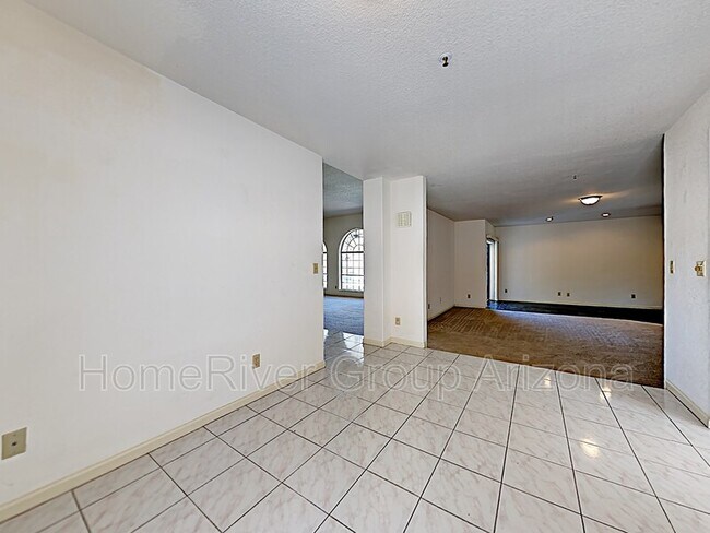 Foto del edificio - 9319 N 110th St