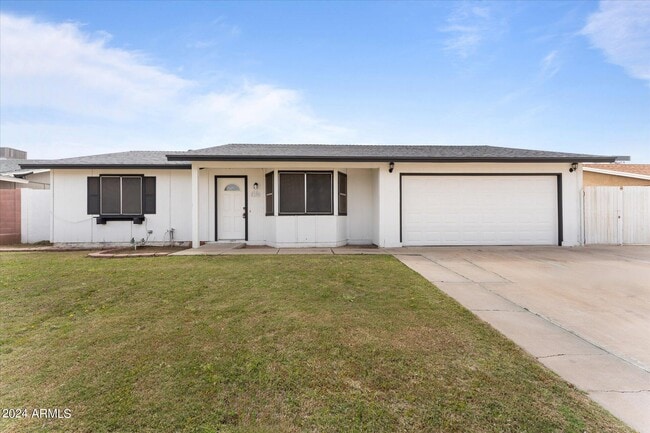 Building Photo - 6109 W Marconi Ave
