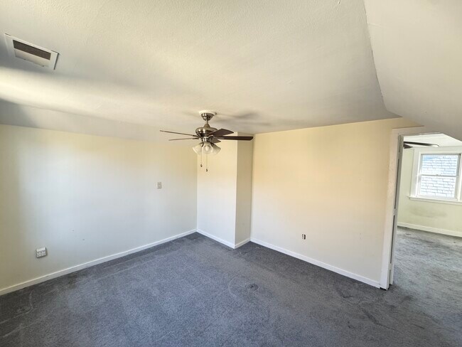 Foto del edificio - 103 Center St