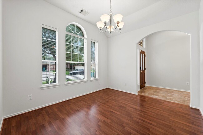 Foto del edificio - 23319 W Pine Ivy Ln