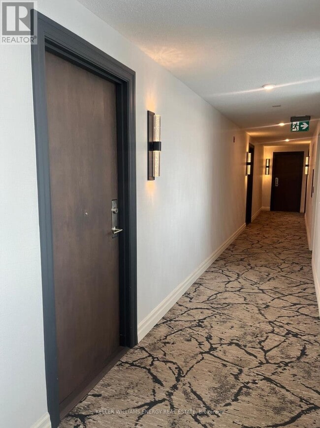 Building Photo - 340 Watson St W