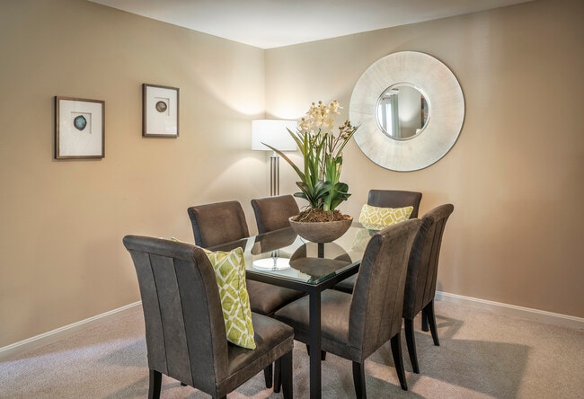 Foto del edificio - The Apartments at Wellington Trace