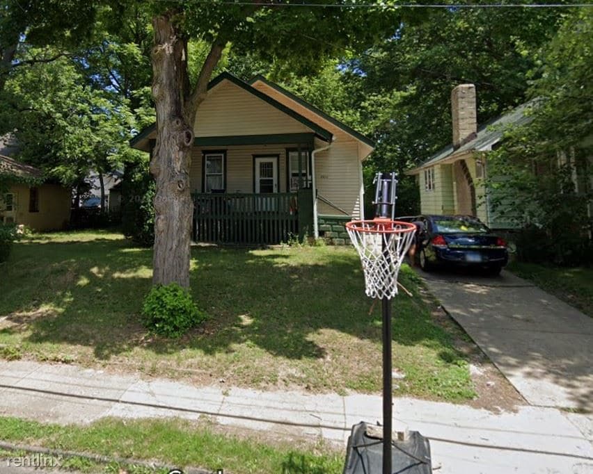 Primary Photo - 2 br, 1 bath House - 2420 North Peoria Avenue