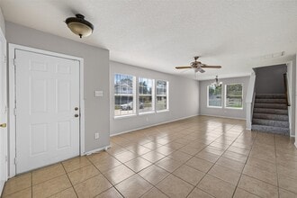 Building Photo - 6309 Settlers Square Ln