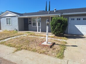 Building Photo - 1510 Sicard St