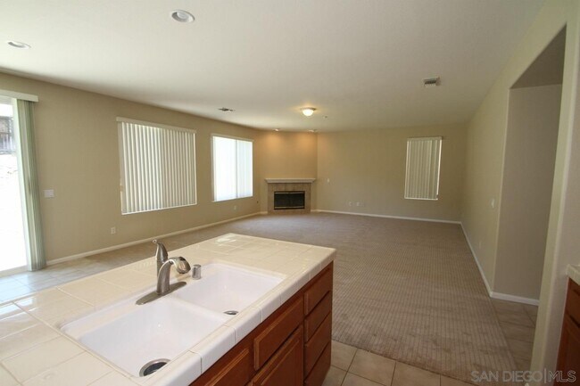 Foto del edificio - 15116 Cross Stone Dr