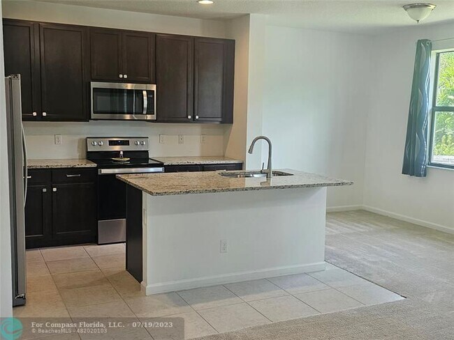 Foto del edificio - 269 NW 36th Ave