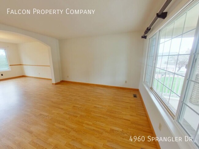 Building Photo - Amazing Home in Stetson Hills! - Available...