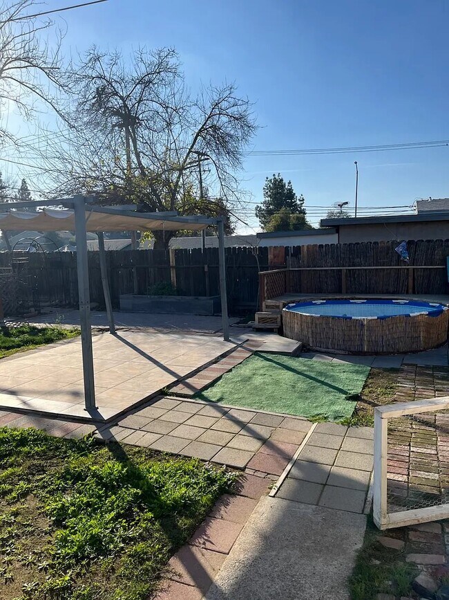Foto del edificio - 2118 E Sussex Way