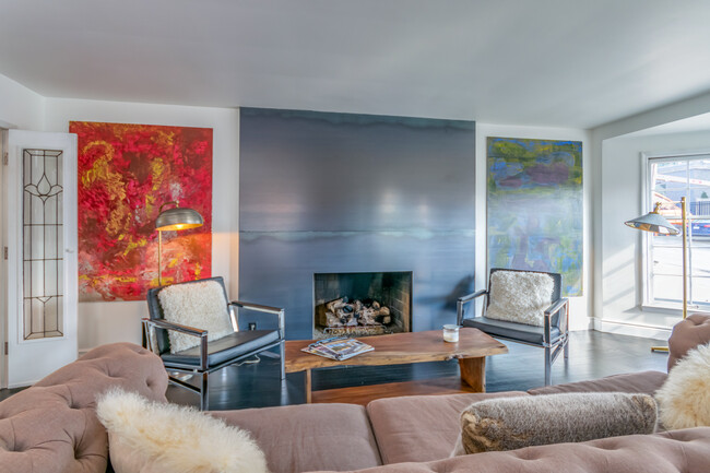 Foto del edificio - 488 Willits St