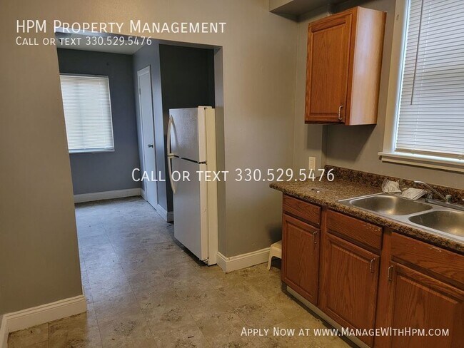 Foto del edificio - Updated 3 bedroom house in Akron