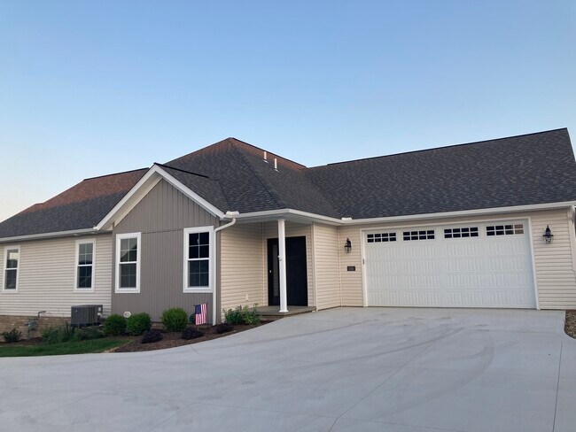 Building Photo - 4575 Township Road 366
