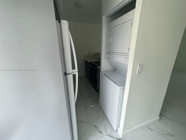 Foto del edificio - 7800 N Miami Ave