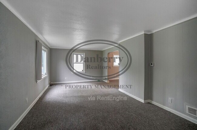 Foto del edificio - 1017 Searles Rd