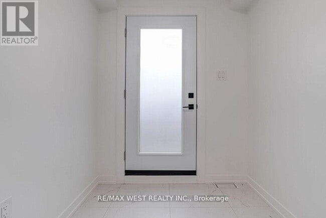 Photo du bâtiment - 152 Clarence St