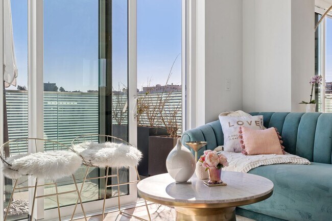 Foto del edificio - 555 Fulton St