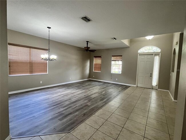 Building Photo - 20050 Oakflower Ave