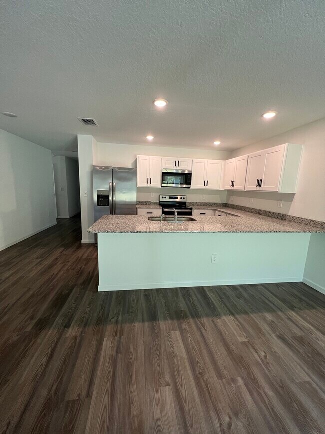 Foto del edificio - 9131 Swiss Rd