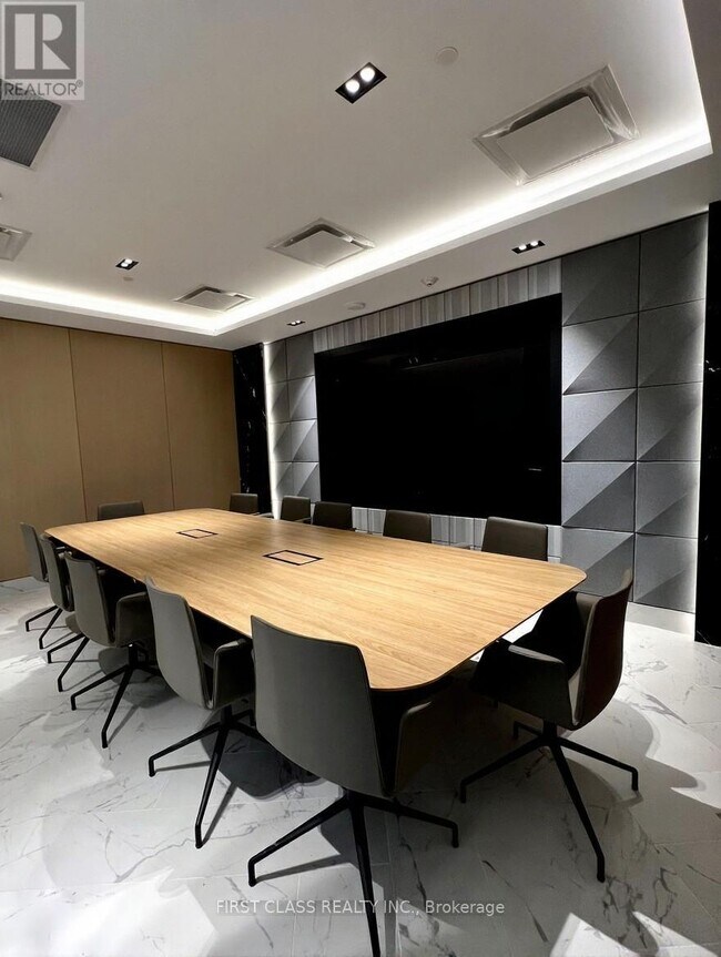 Building Photo - 38 Widmer St