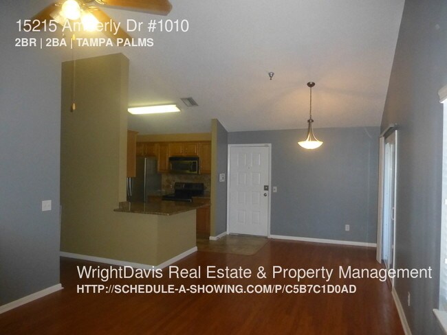 Foto del edificio - 15215 Amberly Dr