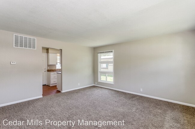 Building Photo - 2 br, 1 bath House - 4941 E. Morris