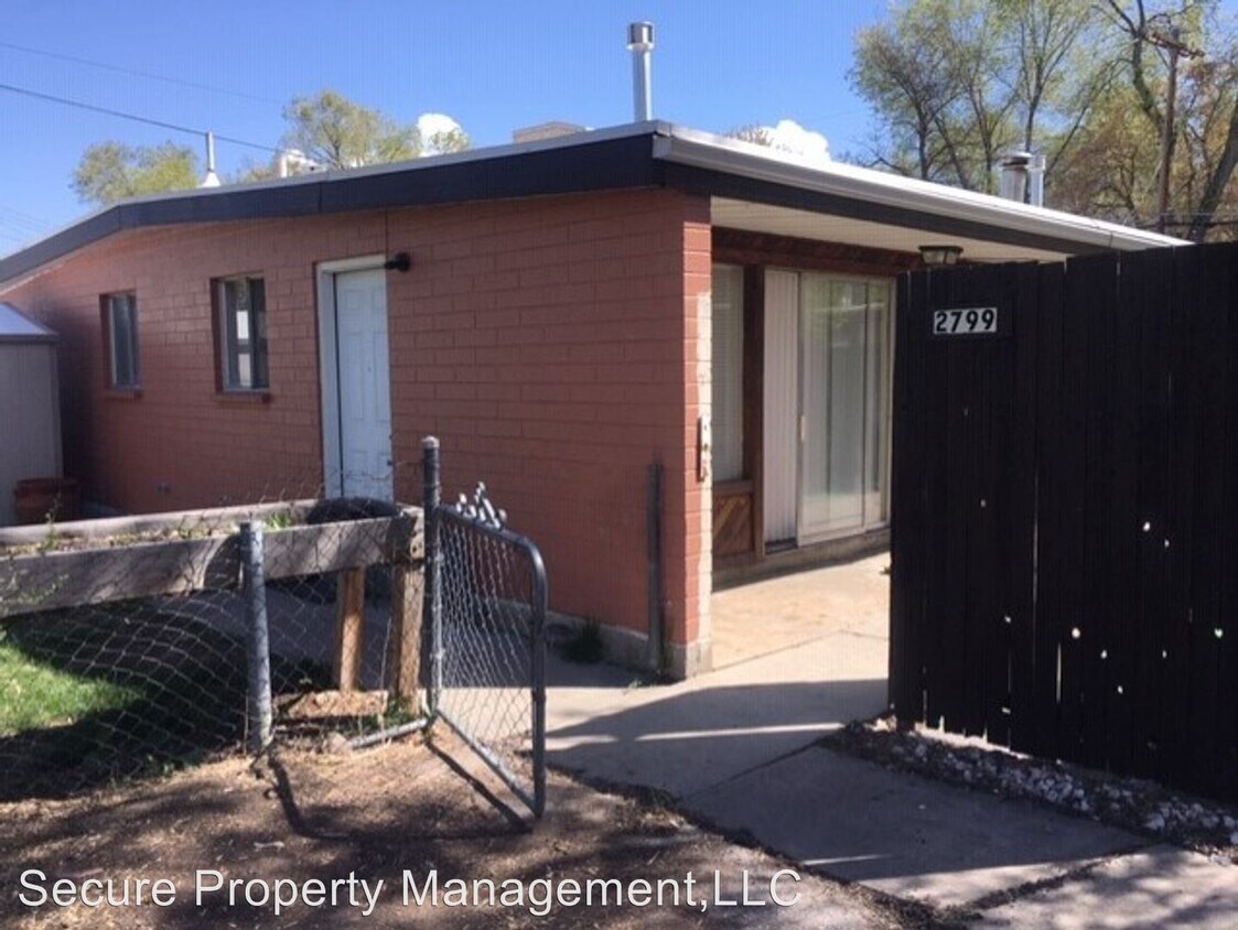 Foto principal - 2 br, 1 bath Apartment - 2799 S Adams