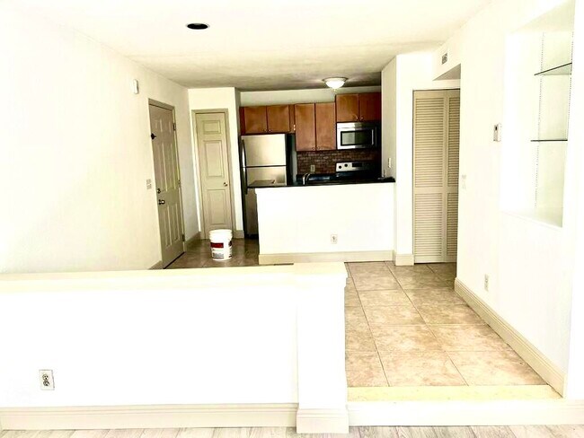 Building Photo - 1705 Palm Cove Blvd