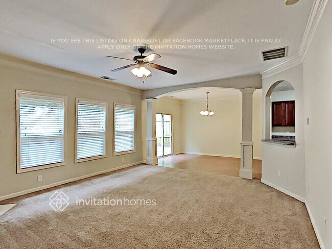 Foto del edificio - 408 Sheila Wy