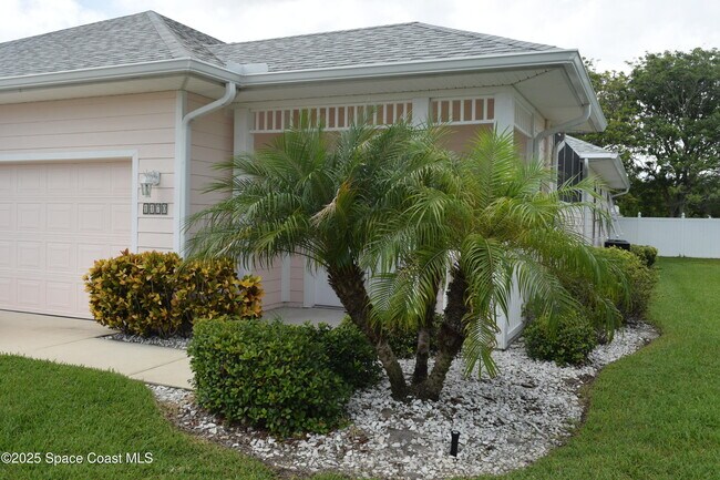 Foto del edificio - 1170 Eleuthera Dr NE