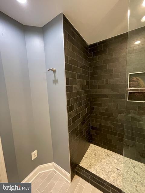 Foto del edificio - 483 Poplar Rd