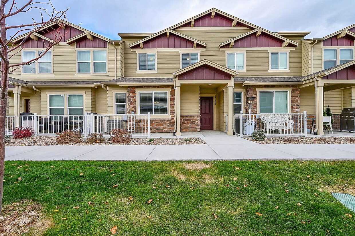 $2,040.95 - 3 bed, 2.5 bath Townhome in CO Springs with Central AC! - $2,040.95 -  3 bed, 2.5 bath Townhome in CO Springs with Central AC!