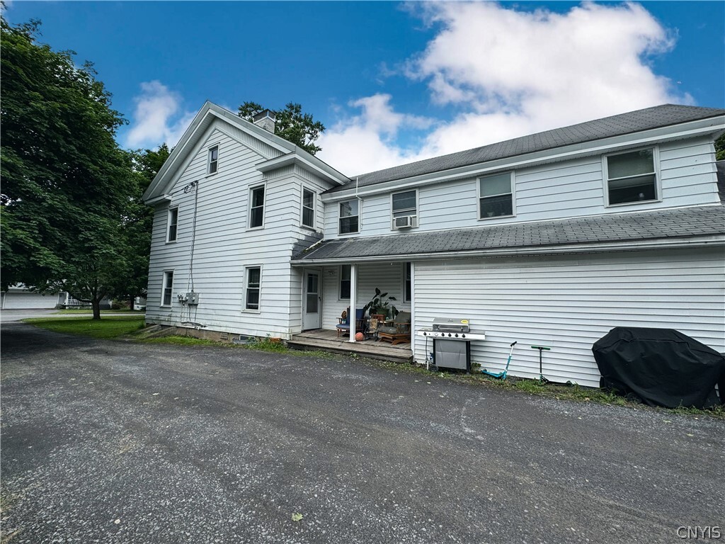 Foto principal - 262 E Seneca St