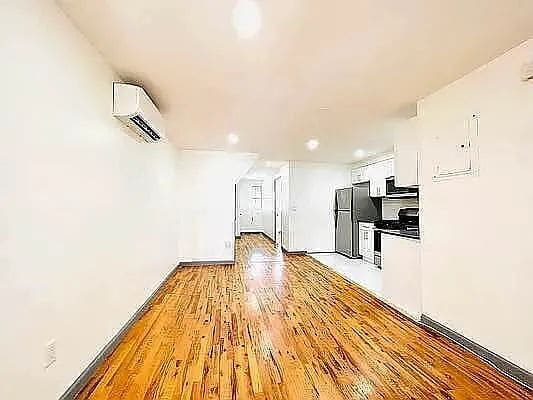 Building Photo - Spacious 2 Bedroom 2Bath