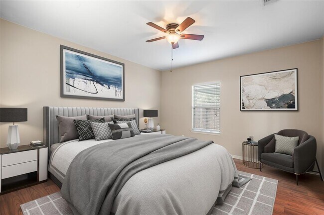 Foto del edificio - 10218 Berry Hill Ln