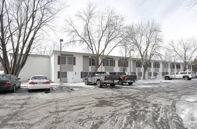 Foto del edificio - Wedgewood Condominiums